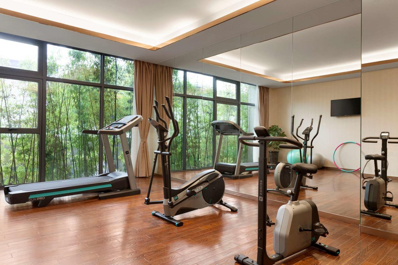 Ramada Shanghai Minhang Екстериор снимка